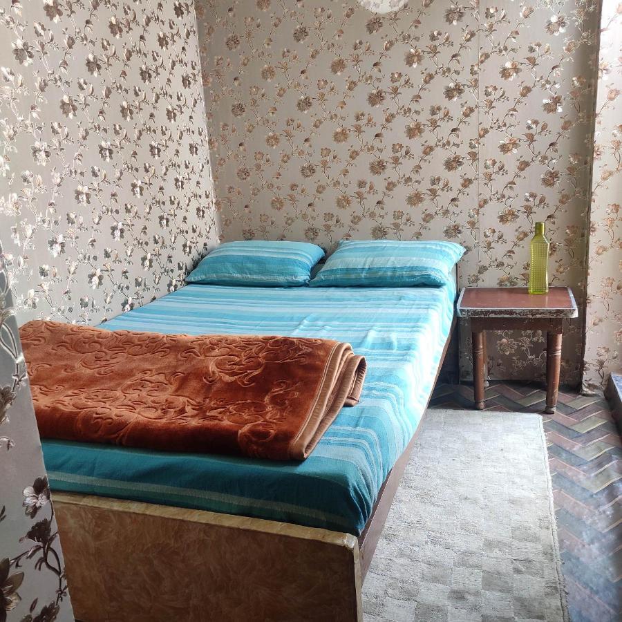 Ira Homestay Mathura - Divine Spiritual Stay Exterior foto