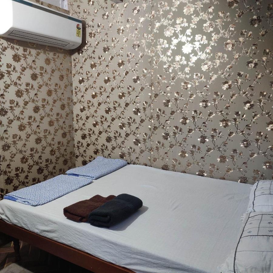 Ira Homestay Mathura - Divine Spiritual Stay Cameră foto